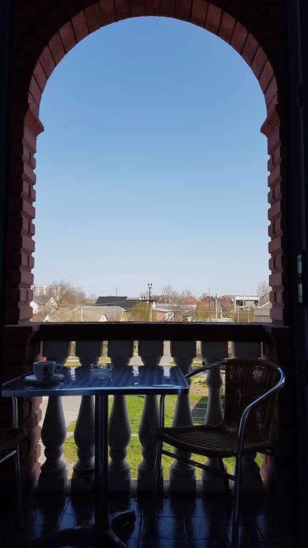 Versal Hotel Chersoń Zewnętrze zdjęcie