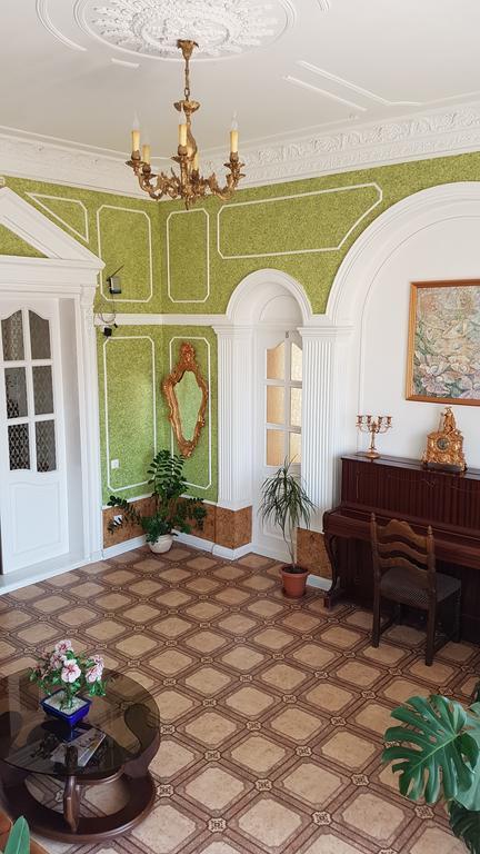 Versal Hotel Chersoń Zewnętrze zdjęcie