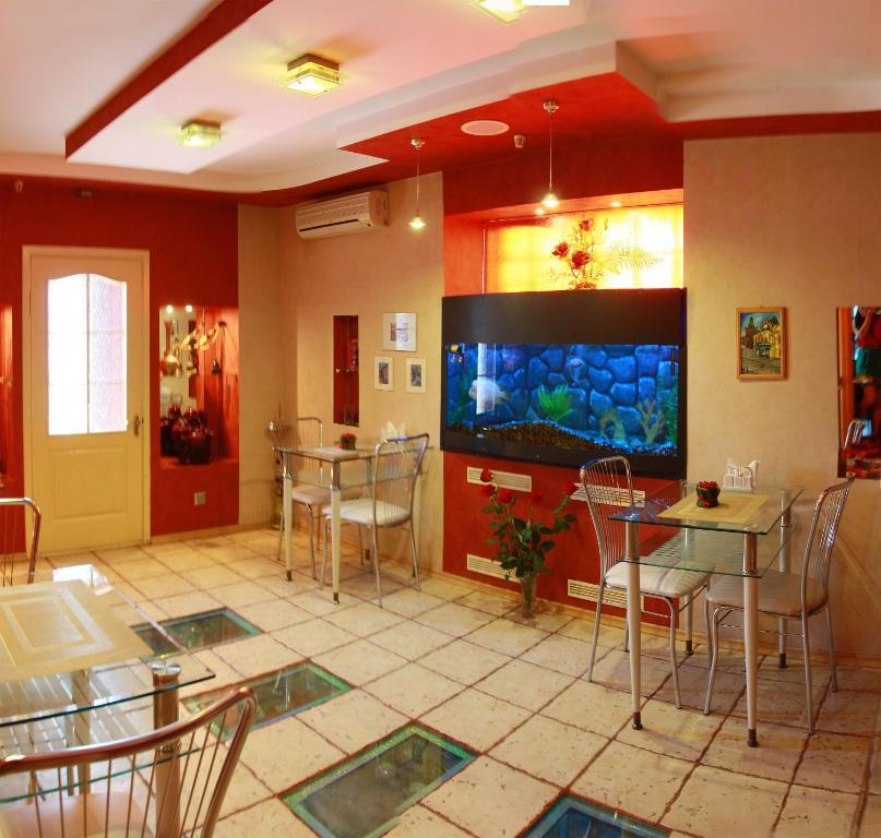 Versal Hotel Chersoń Zewnętrze zdjęcie