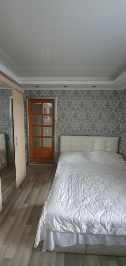 Versal Hotel Chersoń Zewnętrze zdjęcie